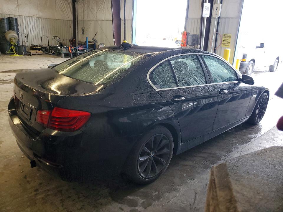 46257496 :رقم المزاد ، WBA5A7C57GG147854 vin ، 2016 Bmw 528 مزاد بيع