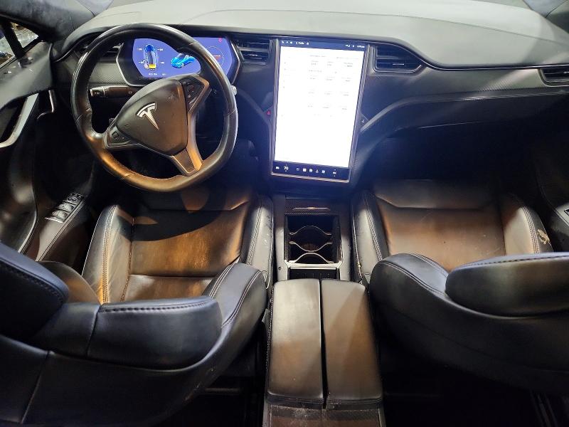 47725606 :رقم المزاد ، 5YJSA1E20JF268300 vin ، 2018 Tesla Model S مزاد بيع