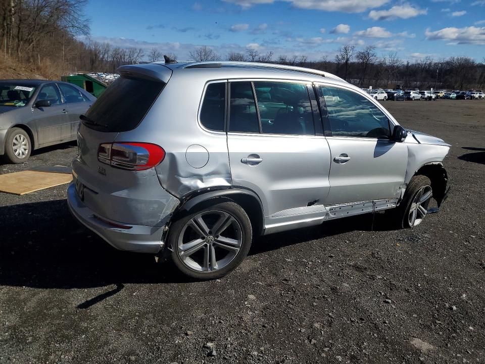 45798376 :رقم المزاد ، WVGUV7AX2HW509633 vin ، 2017 Volkswagen Tiguan مزاد بيع