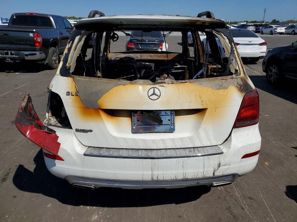 52613796 :رقم المزاد ، WDCGG5HB0FG358402 vin ، 2015 Mercedes-benz Glk مزاد بيع