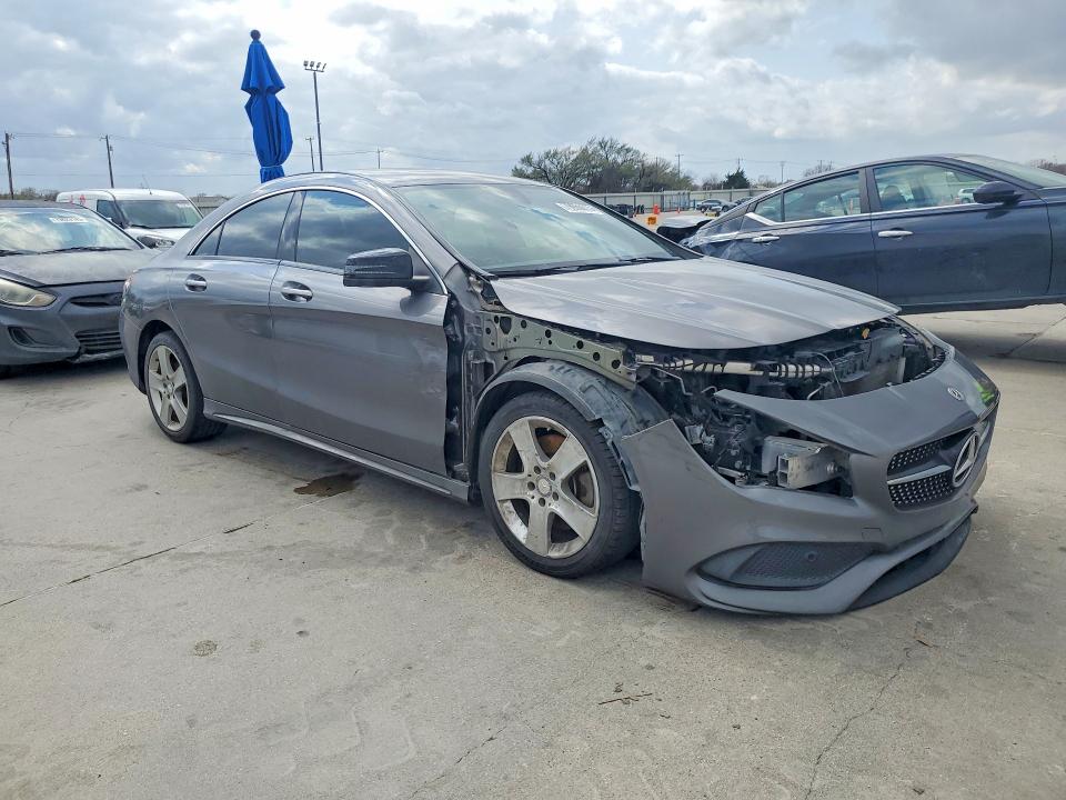 79966615 :رقم المزاد ، WDDSJ4EB6FN190699 vin ، 2015 Mercedes-benz C-class مزاد بيع