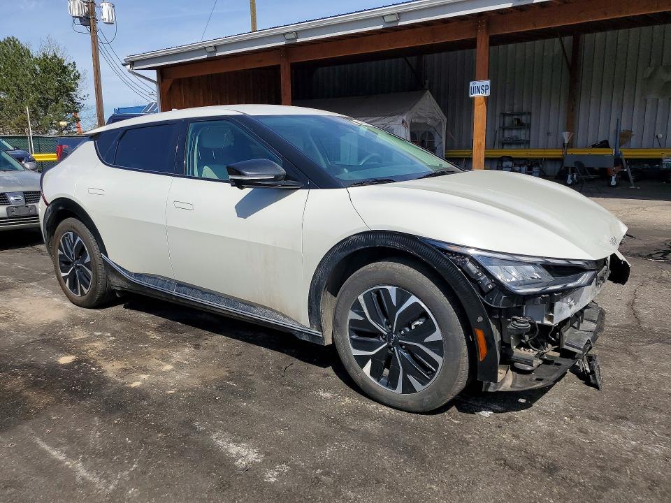 Продажа на аукционе авто 2022 Kia Ev6, vin: KNDC3DLC8N5025580, номер лота: 48144146