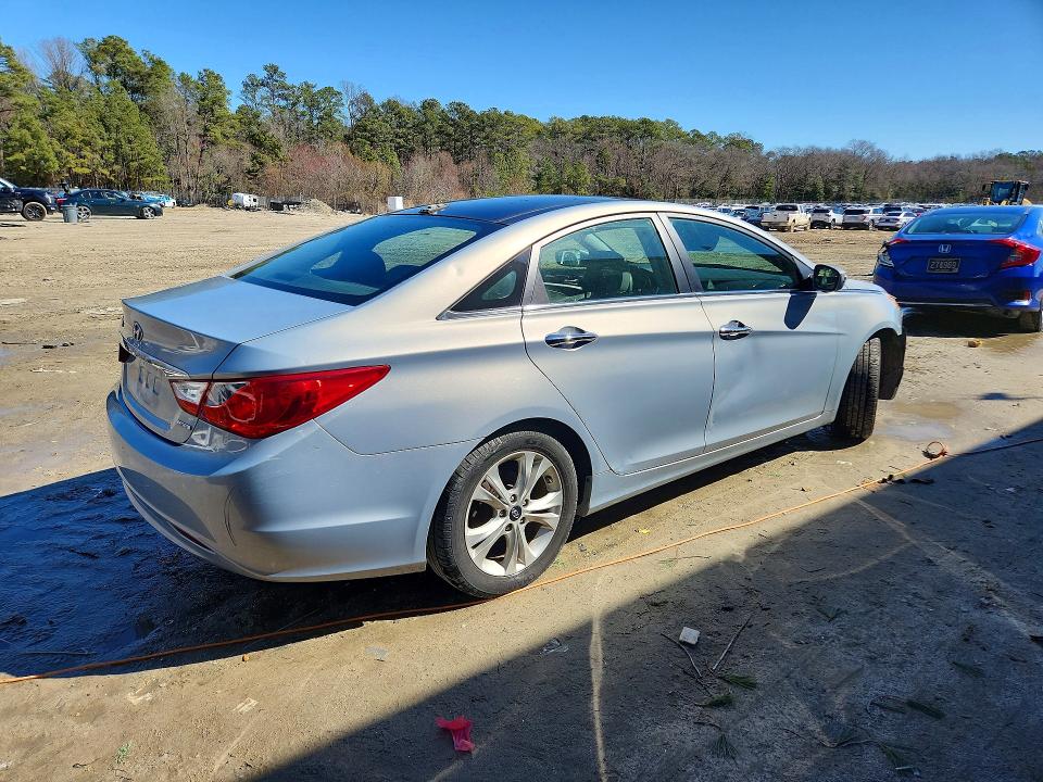 2013 Hyundai Sonata მანქანა იყიდება აუქციონზე, vin: 5NPEC4AC9DH566065, აუქციონის ნომერი: 42073146