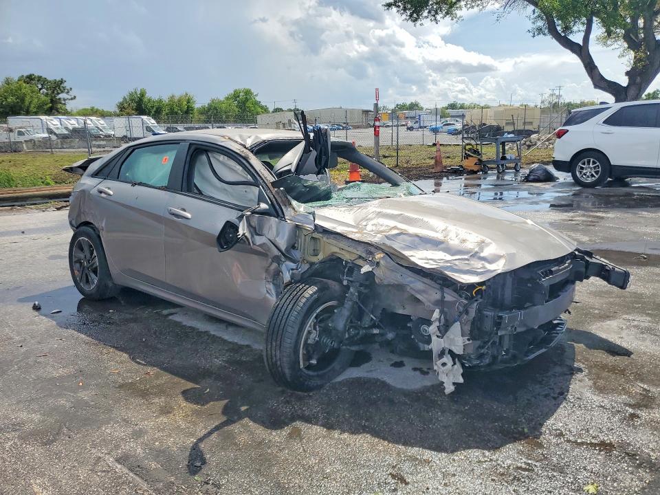 46297606 :رقم المزاد ، KMHLM4AG7NU238864 vin ، 2022 Hyundai Elantra مزاد بيع