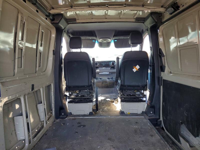 41977456 :رقم المزاد ، W1W4DBHY0MT050062 vin ، 2021 Mercedes Benz Sprinter مزاد بيع