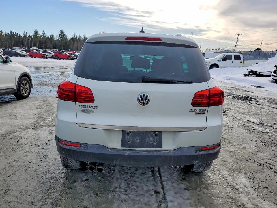 78601365 :رقم المزاد ، WVGMV7AX7HK033838 vin ، 2017 Volkswagen Tiguan مزاد بيع