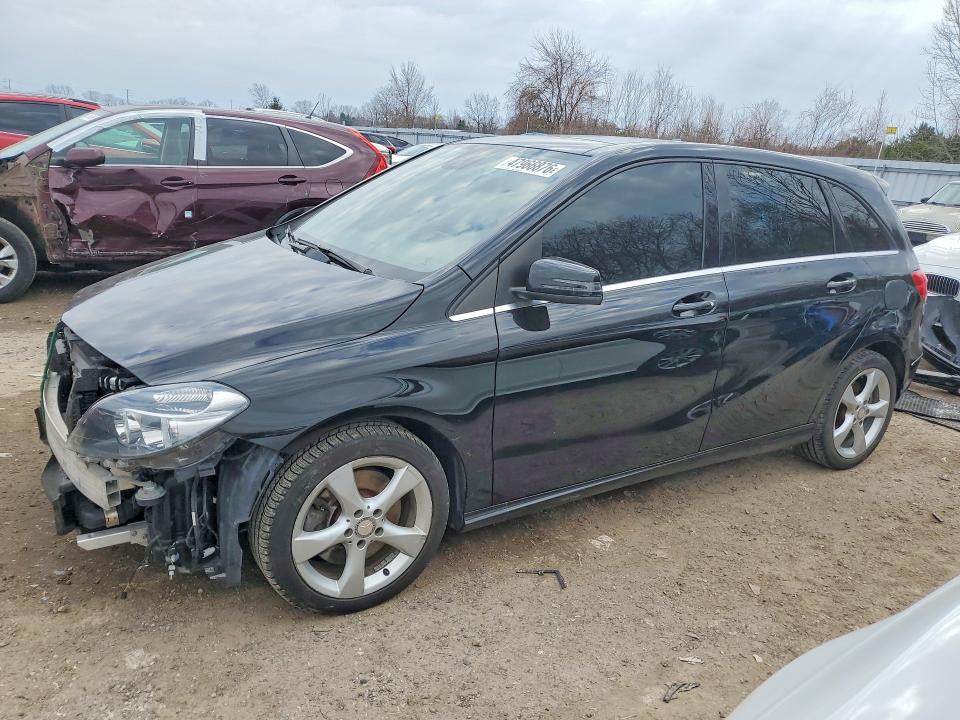 47966876 :رقم المزاد ، WDDMH4EB7EJ242867 vin ، 2014 Mercedes Benz B250 مزاد بيع