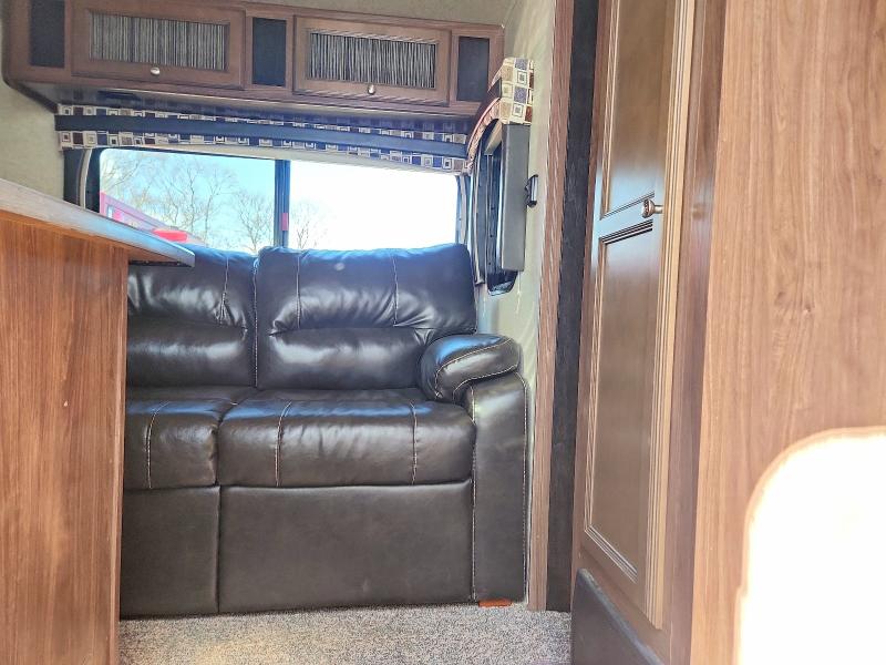 2018 Heartland Rv Pioneer მანქანა იყიდება აუქციონზე, vin: 5SFRG372XJE362821, აუქციონის ნომერი: 74752775