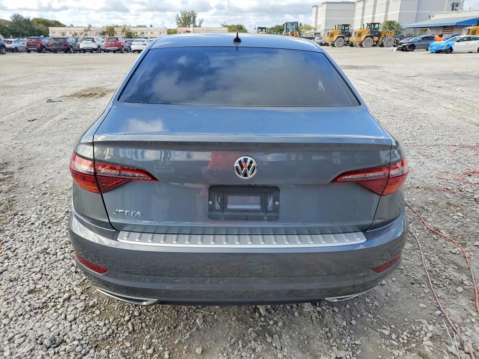 79989245 :رقم المزاد ، 3VWC57BU2KM237190 vin ، 2019 Volkswagen Jetta مزاد بيع