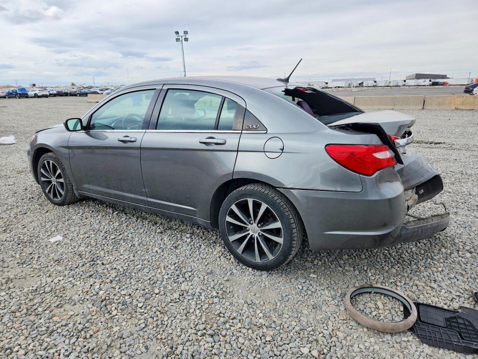 2013 Chrysler 200 მანქანა იყიდება აუქციონზე, vin: 1C3CCBBG1DN718230, აუქციონის ნომერი: 47240536