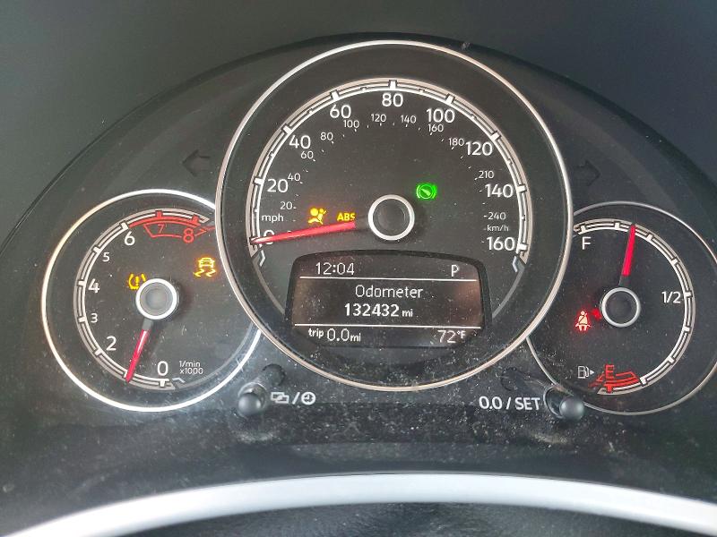 Продажа на аукционе авто 2017 Volkswagen Beetle, vin: 3VWJ17AT2HM610460, номер лота: 47393356