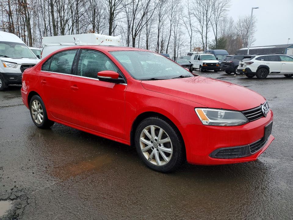 79807255 :رقم المزاد ، 3VWDP7AJXDM311271 vin ، 2013 Volkswagen Jetta مزاد بيع