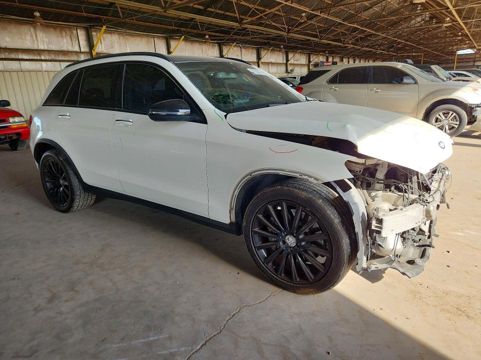 47772096 :رقم المزاد ، WDC0G6EB8HF159280 vin ، 2017 Mercedes-benz Glc مزاد بيع