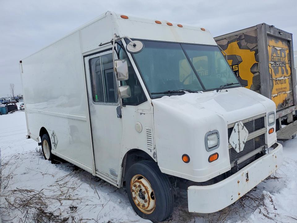 Auction sale of the 2005 Freightliner Chassis, vin: 4UZAANBW65CU21349, lot number: 77104655