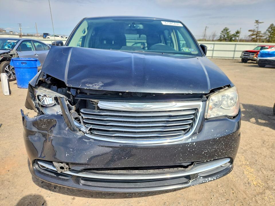 47385466 :رقم المزاد ، 2C4RC1BG9GR280581 vin ، 2016 Chrysler Town & Country مزاد بيع