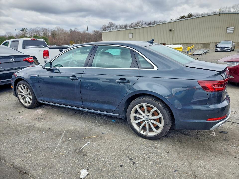 Продажа на аукционе авто 2019 Audi A4, vin: WAUENAF40KA109107, номер лота: 46725856