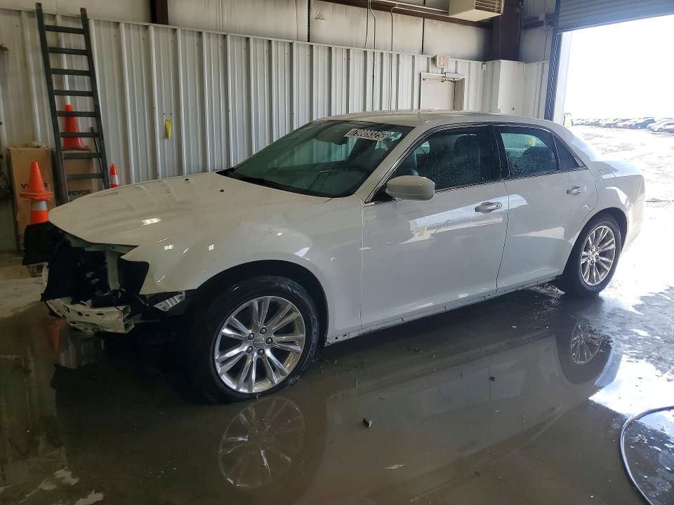 2016 Chrysler 300 მანქანა იყიდება აუქციონზე, vin: 2C3CCAAG7GH306225, აუქციონის ნომერი: 79809325