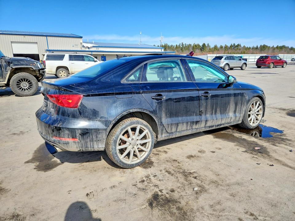 Продажа на аукционе авто 2015 Audi A3, vin: WAUBFGFF8F1074911, номер лота: 79694175