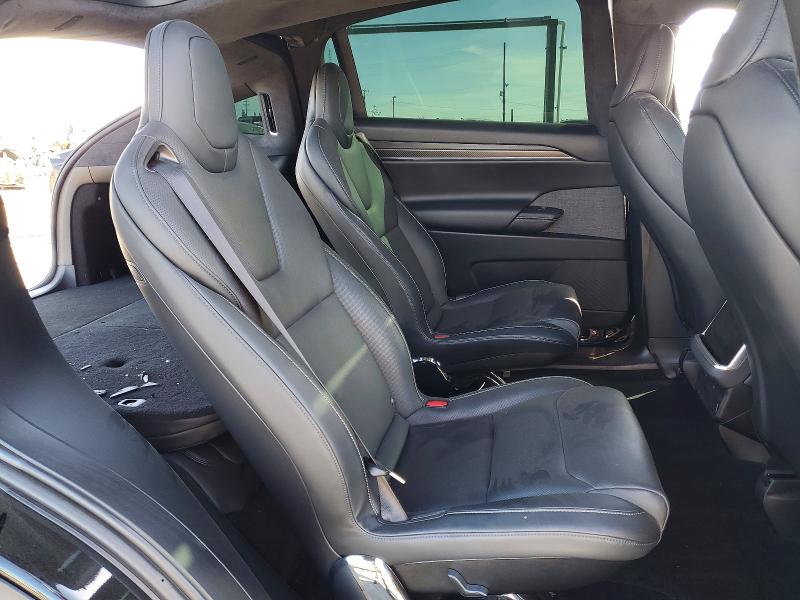 79569585 :رقم المزاد ، 7SAXCBE69RF437446 vin ، 2024 Tesla Model X مزاد بيع
