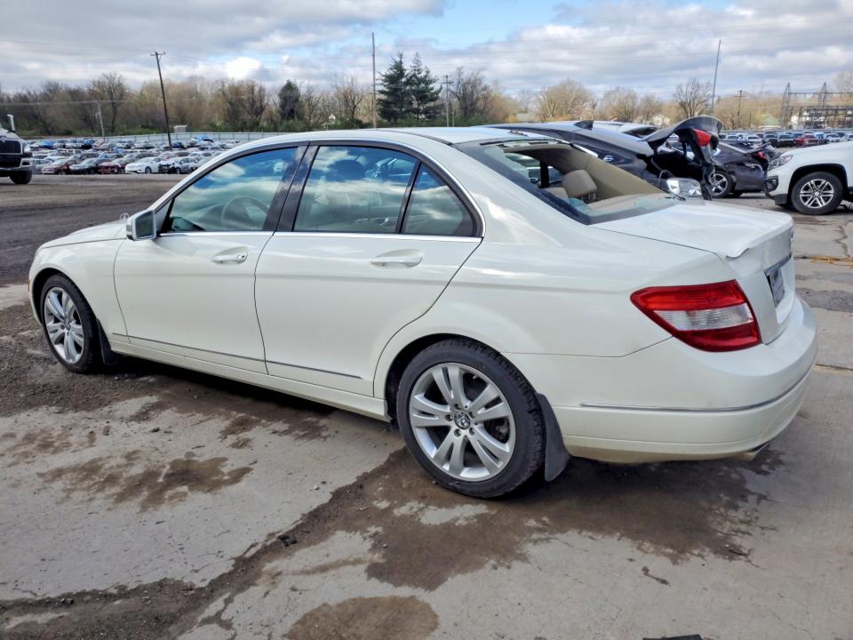 47079036 :رقم المزاد ، WDDGF5EB8BF638555 vin ، 2011 Mercedes-benz C مزاد بيع