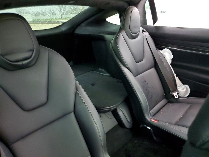 41966726 :رقم المزاد ، 7SAXCBE6XNF334501 vin ، 2022 Tesla Model X مزاد بيع