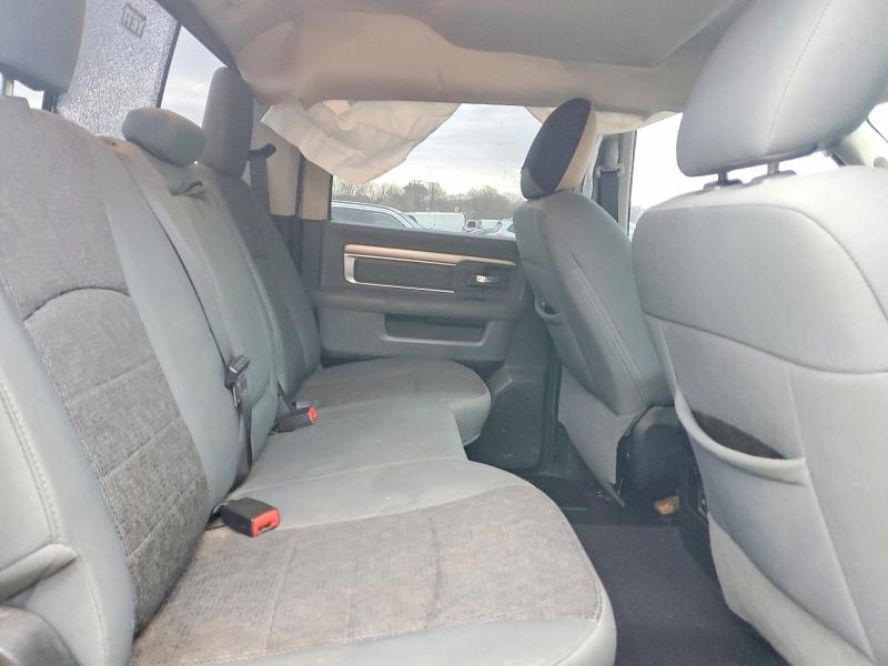 47037346 :رقم المزاد ، 1C6RR7LG5GS371708 vin ، 2016 Ram 1500 مزاد بيع