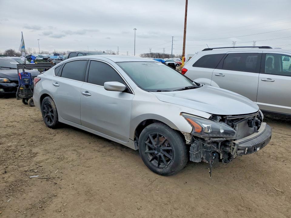 2015 Nissan Altima მანქანა იყიდება აუქციონზე, vin: 1N4AL3AP8FC233257, აუქციონის ნომერი: 45737106