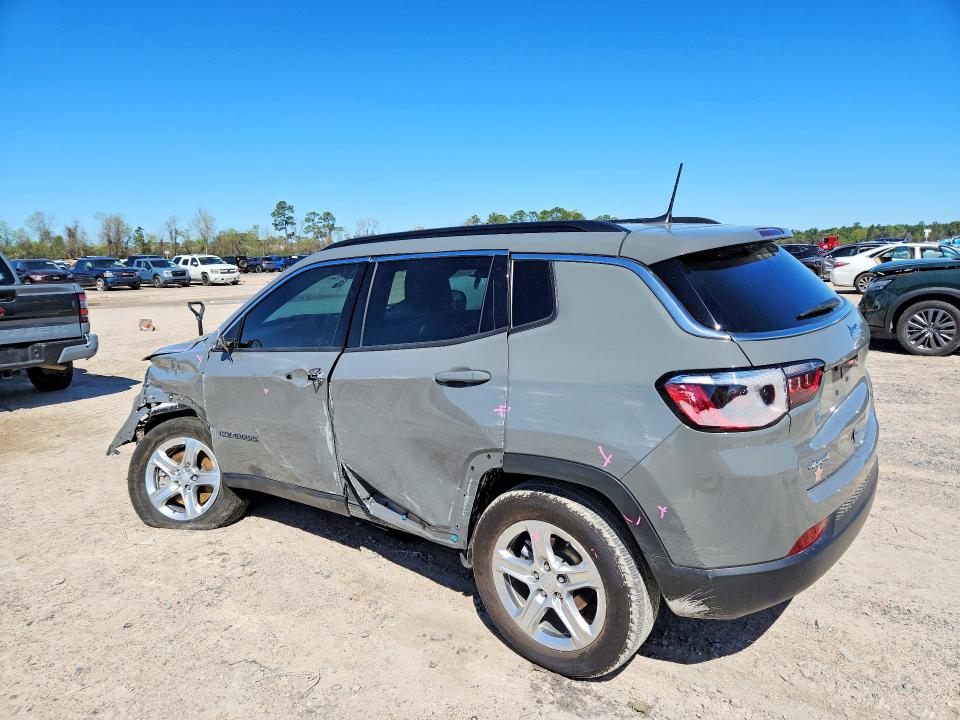 42013376 :رقم المزاد ، 3C4NJDBN0PT551478 vin ، 2023 Jeep Compass مزاد بيع