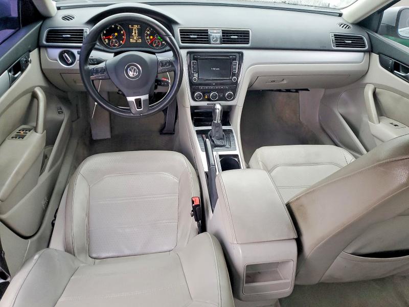 2012 Volkswagen Passat მანქანა იყიდება აუქციონზე, vin: 1VWBH7A32CC051079, აუქციონის ნომერი: 46394986