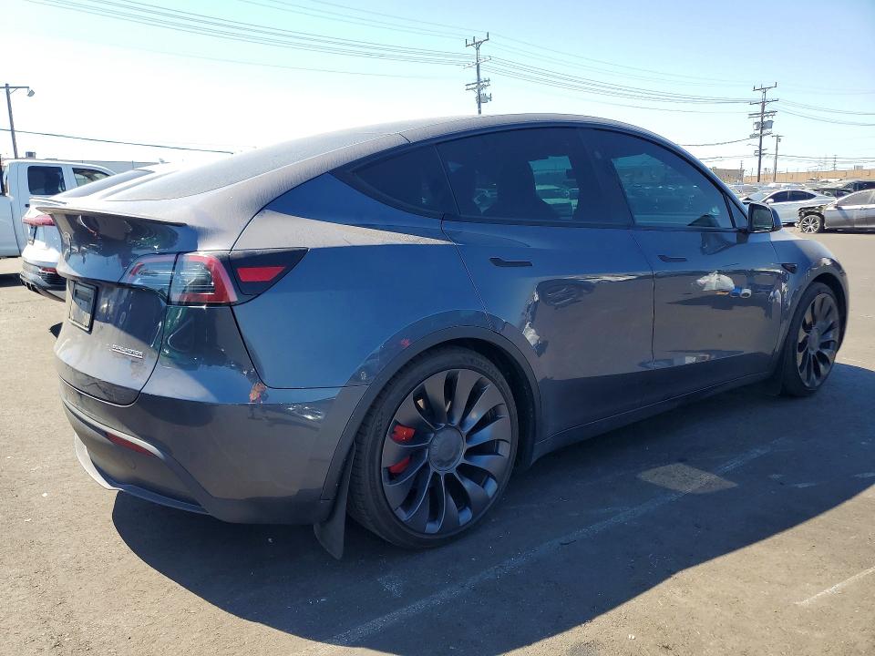 2023 Tesla Model Y მანქანა იყიდება აუქციონზე, vin: 7SAYGDEFXPF832883, აუქციონის ნომერი: 46942826