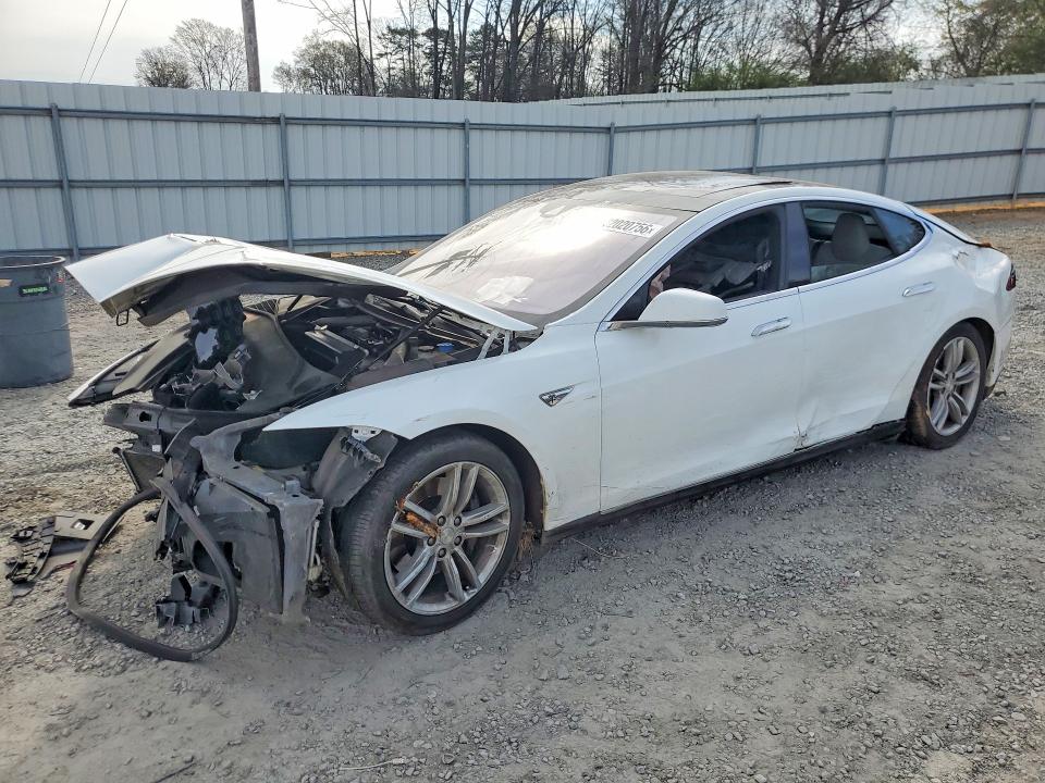 Продажа на аукционе авто 2016 Tesla Model S, vin: 5YJSA1E16GF134035, номер лота: 42020756