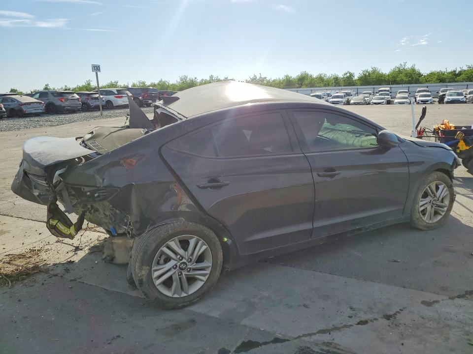 47833686 :رقم المزاد ، 5NPD84LF9KH459681 vin ، 2019 Hyundai Elantra مزاد بيع