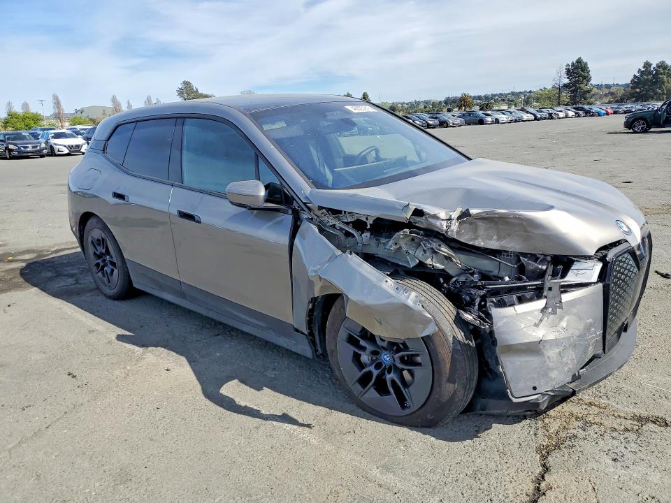 2025 Bmw Ix მანქანა იყიდება აუქციონზე, vin: WB523CF08SCT44004, აუქციონის ნომერი: 46025216