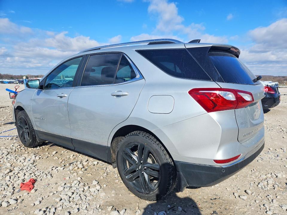 47640346 :رقم المزاد ، 3GNAXUEV5ML327909 vin ، 2021 Chevrolet Equinox مزاد بيع