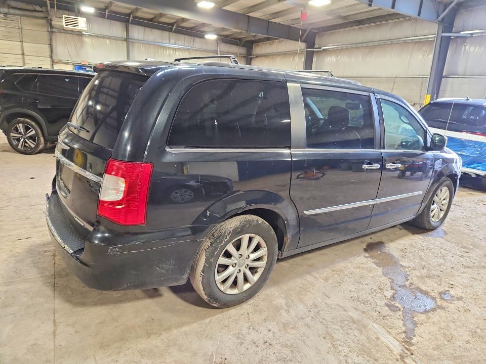 2015 Chrysler Town & Country მანქანა იყიდება აუქციონზე, vin: 2C4RC1GG4FR711271, აუქციონის ნომერი: 45634816