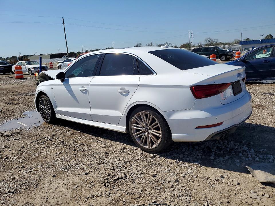 2017 Audi A3 მანქანა იყიდება აუქციონზე, vin: WAUGUGFFXH1043786, აუქციონის ნომერი: 46205616