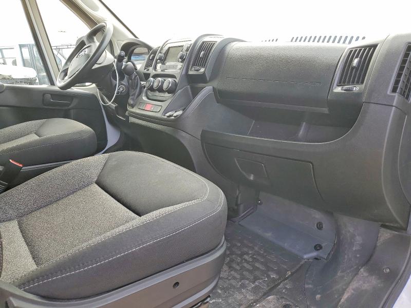 48489286 :رقم المزاد ، 3C6TRVBG3LE137995 vin ، 2020 Ram Promaster 1500 مزاد بيع
