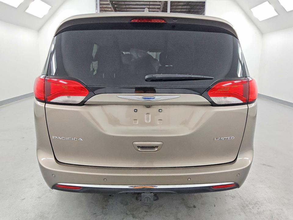 Продаж на аукціоні авто 2018 Chrysler Pacifica, vin: 2C4RC1GG5JR116406, номер лоту: 79306615
