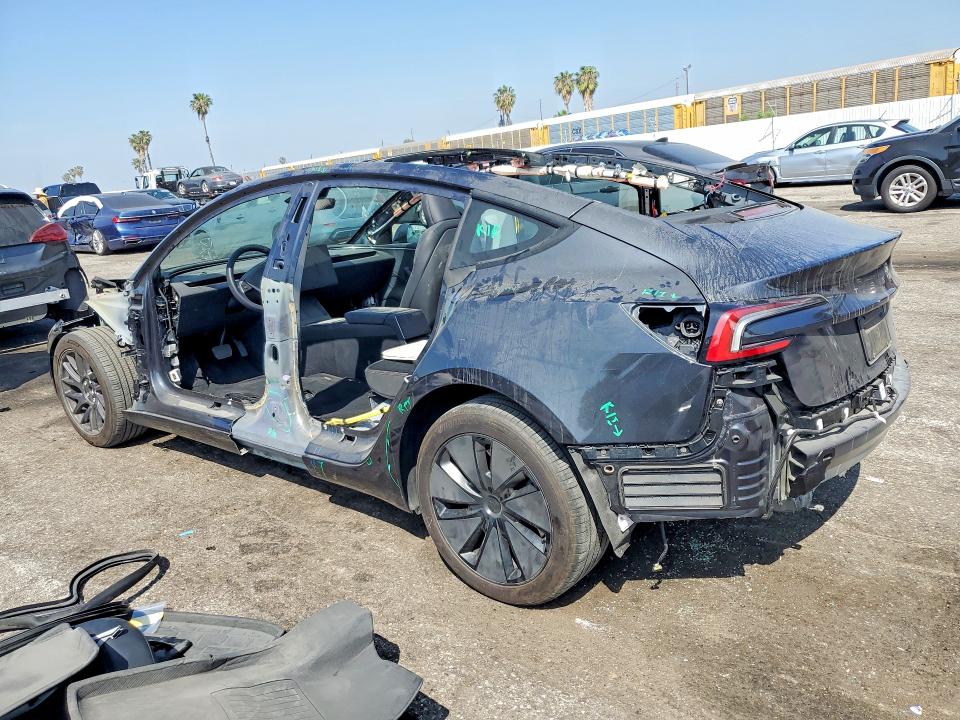 Продаж на аукціоні авто 2025 Tesla Model 3, vin: 5YJ3E1EBXSF960879, номер лоту: 47005416