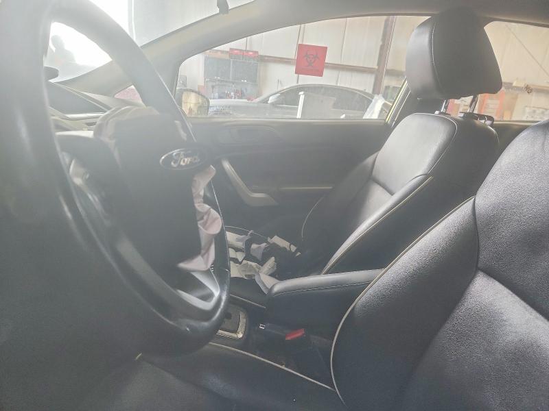 2013 Ford Fiesta მანქანა იყიდება აუქციონზე, vin: 3FADP4FJ3DM139696, აუქციონის ნომერი: 42045806
