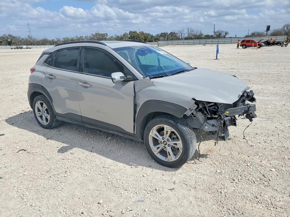 41773586 :رقم المزاد ، KM8K32AB0PU956539 vin ، 2023 Hyundai Kona مزاد بيع