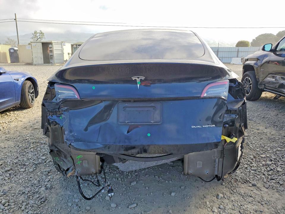 Продаж на аукціоні авто 2023 Tesla Model Y, vin: 7SAYGDEE8PF707419, номер лоту: 45513926
