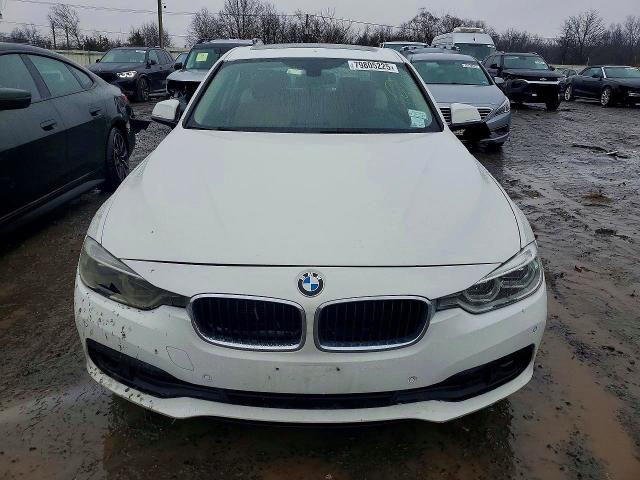 79805225 :رقم المزاد ، WBA8E5G50JNU47481 vin ، 2018 Bmw 320 مزاد بيع