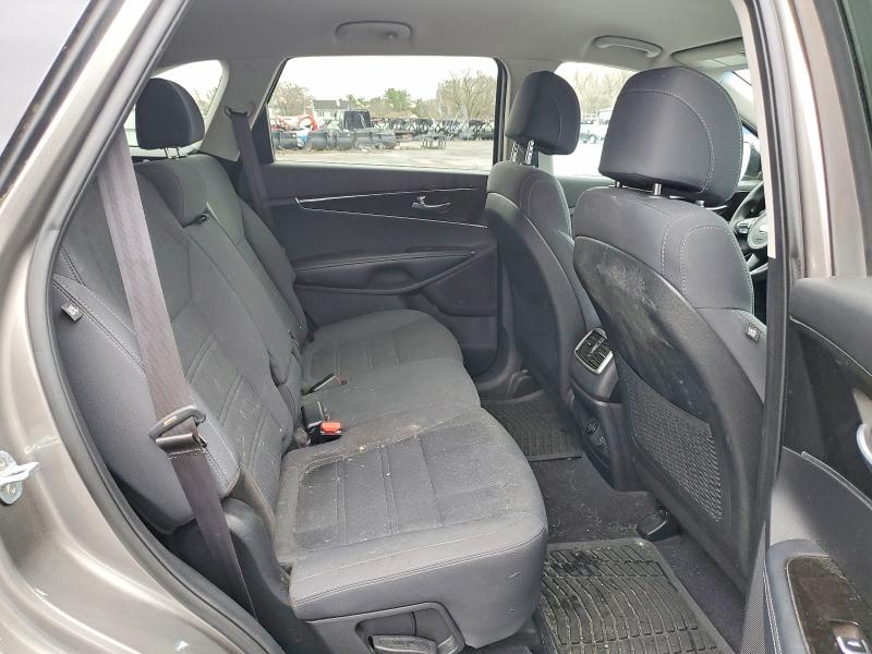 Продаж на аукціоні авто 2017 Kia Sorento, vin: 5XYPG4A31HG301151, номер лоту: 47548206
