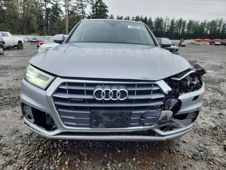 41671156 :رقم المزاد ، WA1BNAFY2J2242947 vin ، 2018 Audi Q5 مزاد بيع