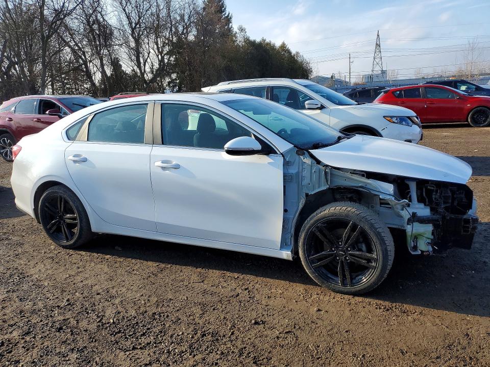 2020 Kia Forte მანქანა იყიდება აუქციონზე, vin: 3KPF54ADXLE239815, აუქციონის ნომერი: 45885716
