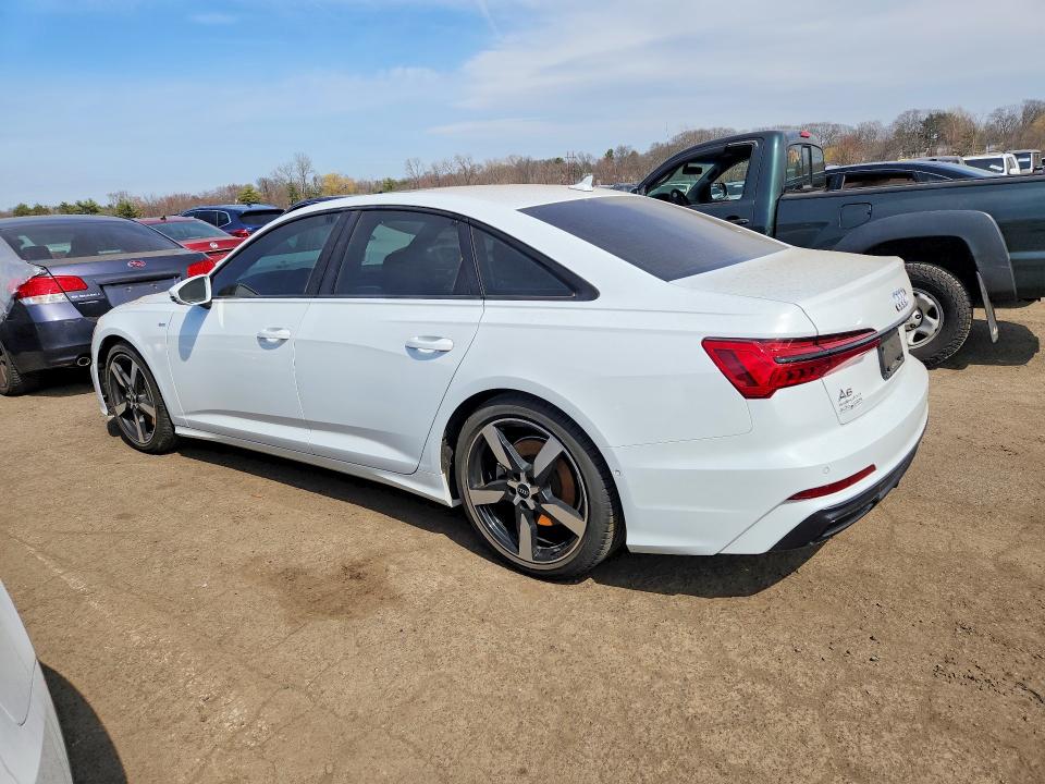 Продажа на аукционе авто 2021 Audi A6, vin: WAUL2AF24MN046975, номер лота: 47293876