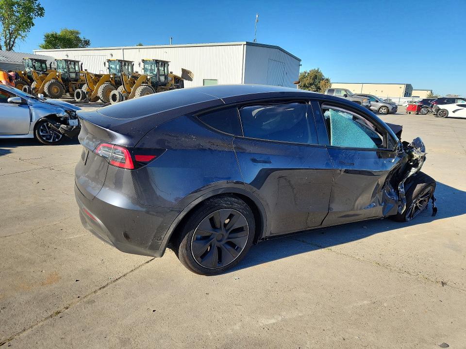 45640006 :رقم المزاد ، 7SAYGDED6SF251047 vin ، 2025 Tesla Model Y مزاد بيع