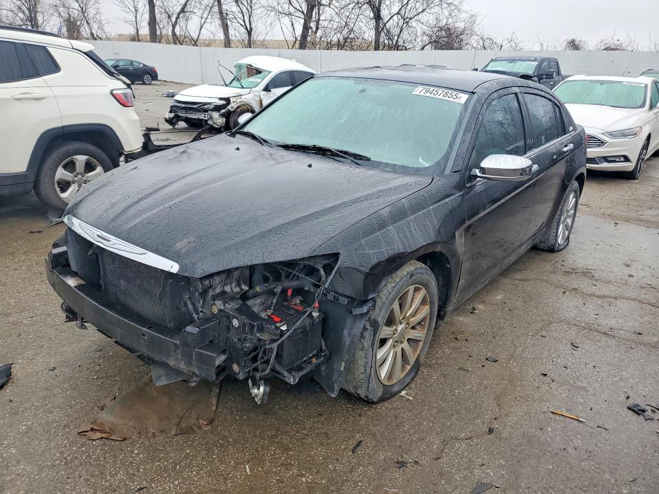 2013 Chrysler 200 მანქანა იყიდება აუქციონზე, vin: 1C3CCBCGXDN738989, აუქციონის ნომერი: 79457855