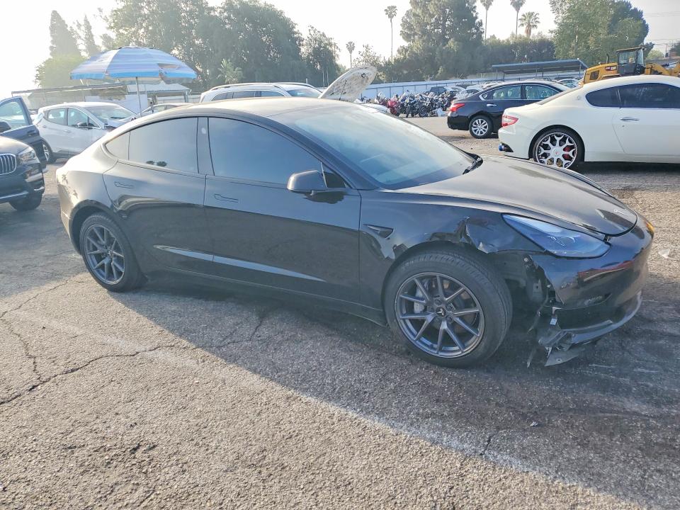 Продажа на аукционе авто 2023 Tesla Model 3, vin: 5YJ3E1EA0PF493857, номер лота: 47643676